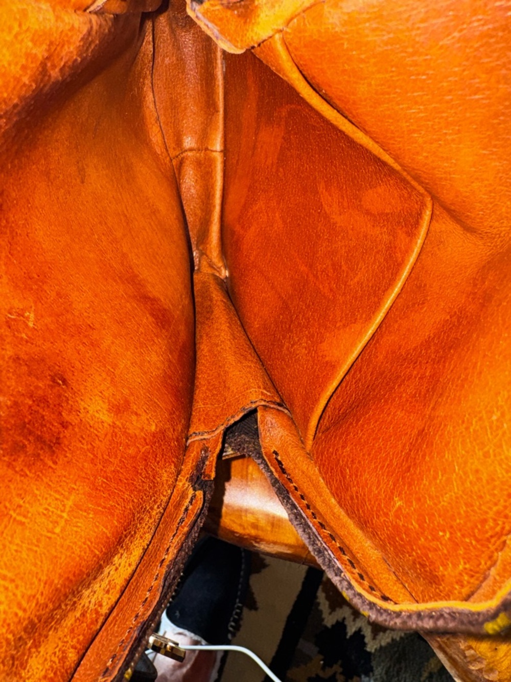 Louis Vuitton Crossbody
monogram bag DANUBE vintage reinvented - Picture 13 of 16